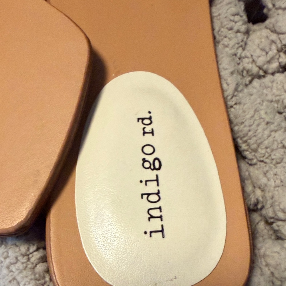 Indigo Laser-Cut Scalloped Slide Sandals - Picture 3 of 5
